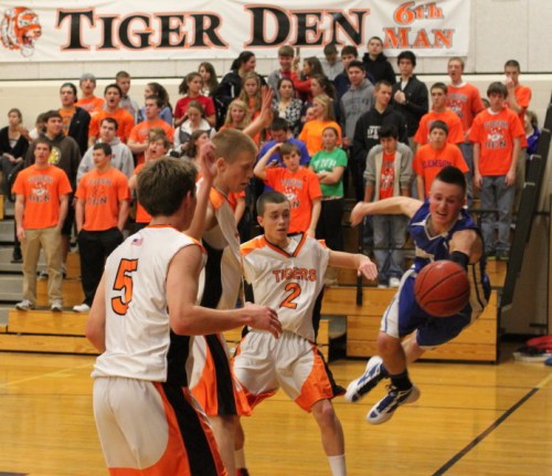 geip A6 Tyler Wade save attempt