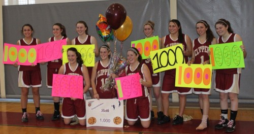 nema A1 Beth with team - note Aly ankle