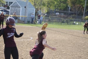 rone A9 Mollie Rowe takes throw to get Haley Lorden in seventh