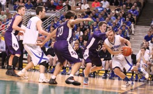 Nick McKenna goes baseline