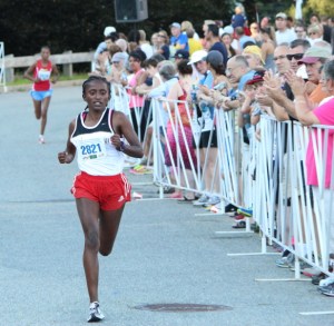 Meseret Kitata takes the female division with Aimaz Fekade in sight behind her.