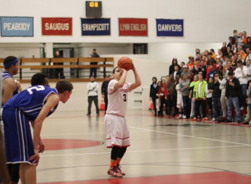 Jamie Dominguez (11 points) hit clutch free throws vs Danvers
