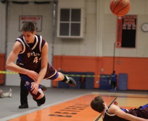 Adam Kleckner saves a ball going out of bounds