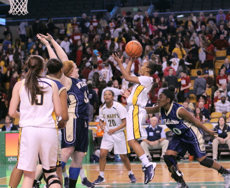 Sharell Sanders gets open in the lane for game winner after pass from Brianna Rudolph