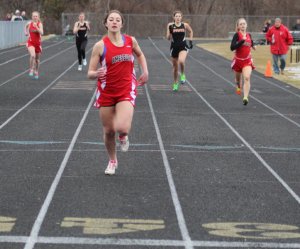 Amanda Martin is winner in 400