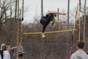 Nora McMorrow wins the pole vault competition