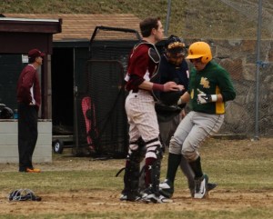 Keith Linnane scores the first NR run