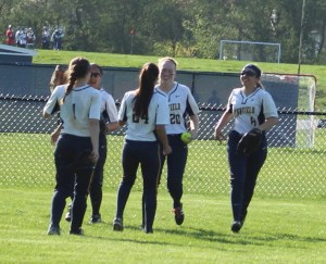 Hannah Travers (#20) 