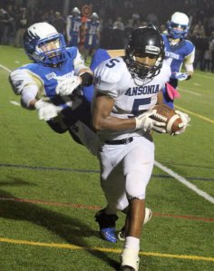 anne A11 Joe Santella bounces off