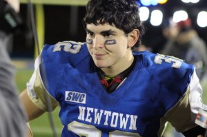 Jaret DeVillas (1 TD - 21 carries - 109 yards)