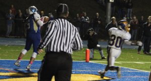 Julian Dunn hauls in what turned out to be the game winner