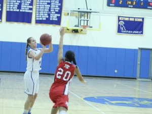 Mali Klorczyk (26 points) made five 3-pointers