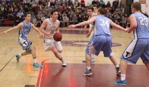 Dan Baribeault gets into the lane