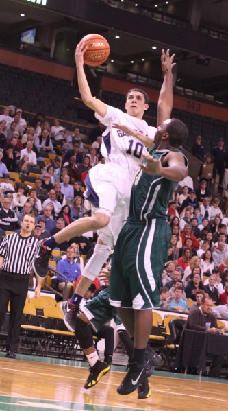 Marcus Zegarowski (24 points) floats in for two