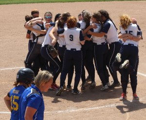 Clippers start to celebrate