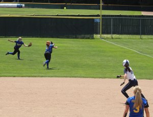 heya-A8-Claire-Lexey-2