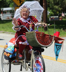 hp-A16-lady-in-stripes