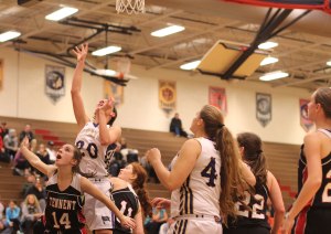 Karlee Krchnavi (#20) putback