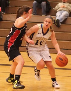 Katie King goes baseline