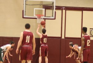 Danny Baribeault made 5-of-6 free throws in the last quarter