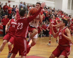 Kyle Autilio holds his ground and gets a charge called on Riley O'Connor