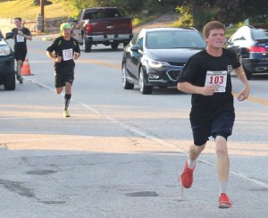 Noah Currier (103) and Dimitri DiBiase (110)