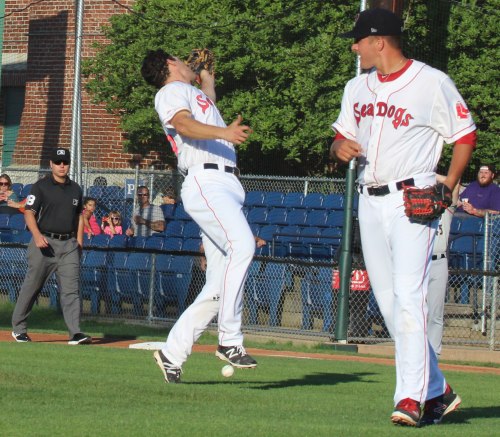 Five errors, including this one by Nate Frieman, doomed the Sea Dogs. (The ball is on the ground.)