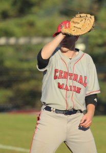 Sun trouble at first for Nick Bagley