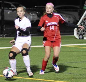 Olivia Sullivan (20) and Jenny Lerman (14)