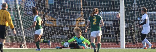 Jen Stuart corrals a shot